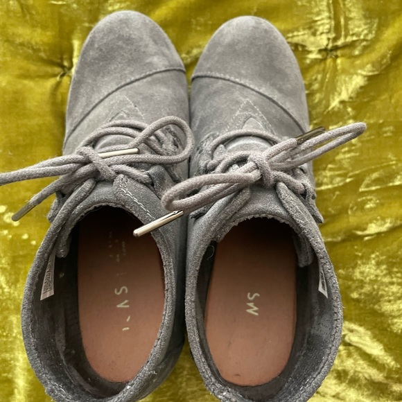Toms Kala Suede Wedge Bootie Gray 7.5 - Picture 8 of 8